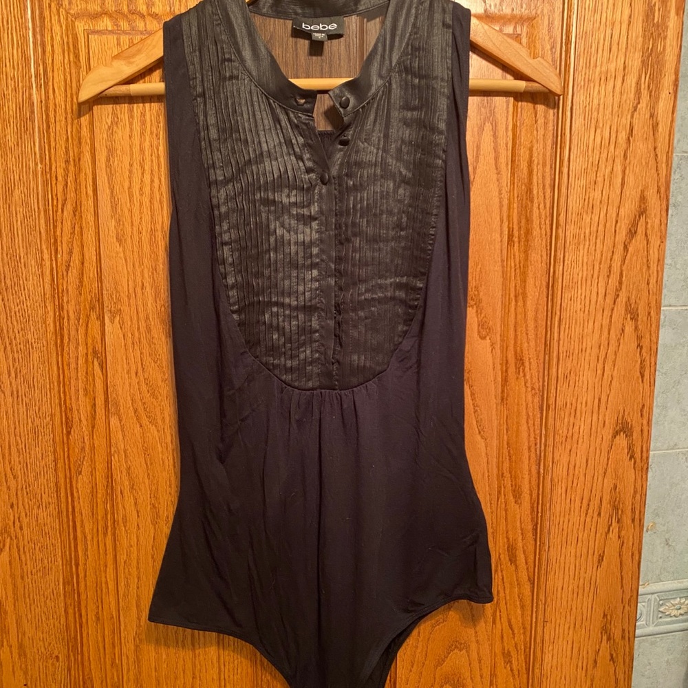 Black sleeveless BEBE body suit!